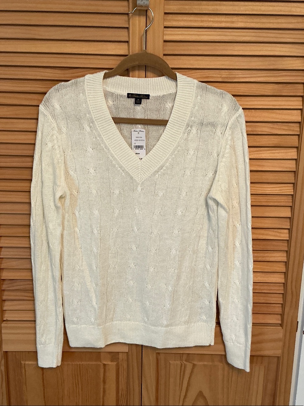 Brooks Brothers Ivory Cable-Knit V-Neck Sweater
